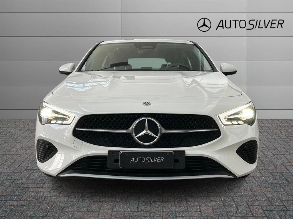 CLA Shooting Brake 180 d Advanced auto - Certified