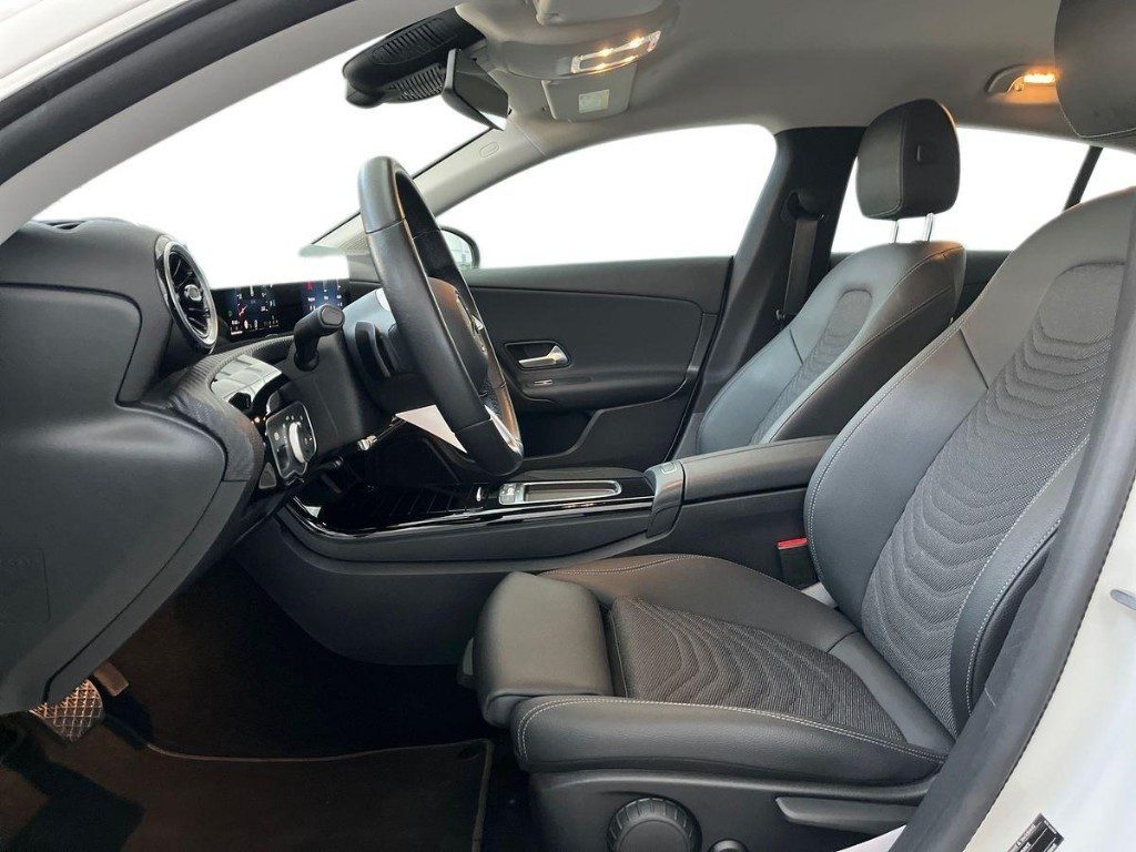 CLA Shooting Brake 180 d Advanced auto - Certified