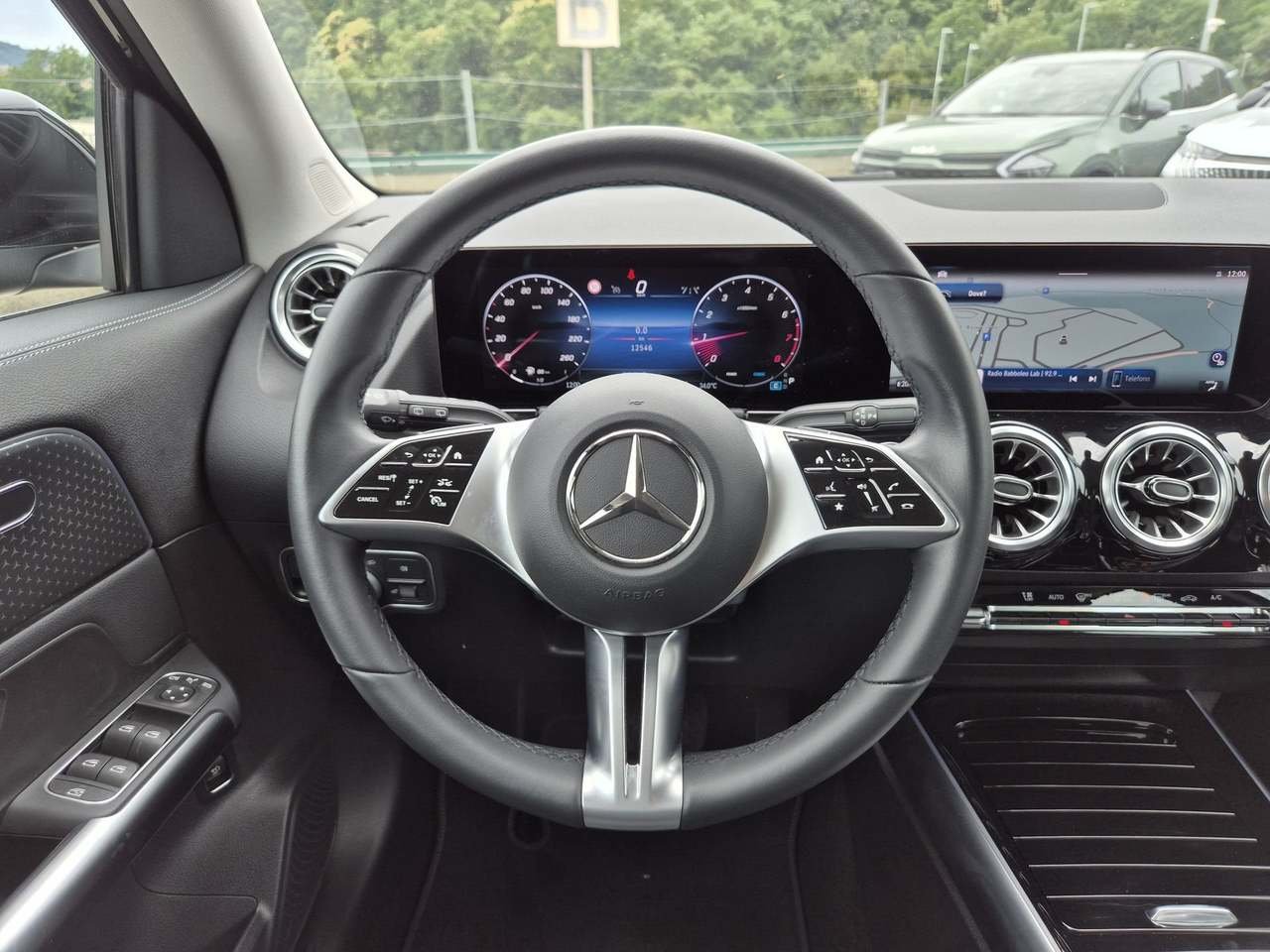 GLA 180 Progressive Advanced Plus auto - Certified
