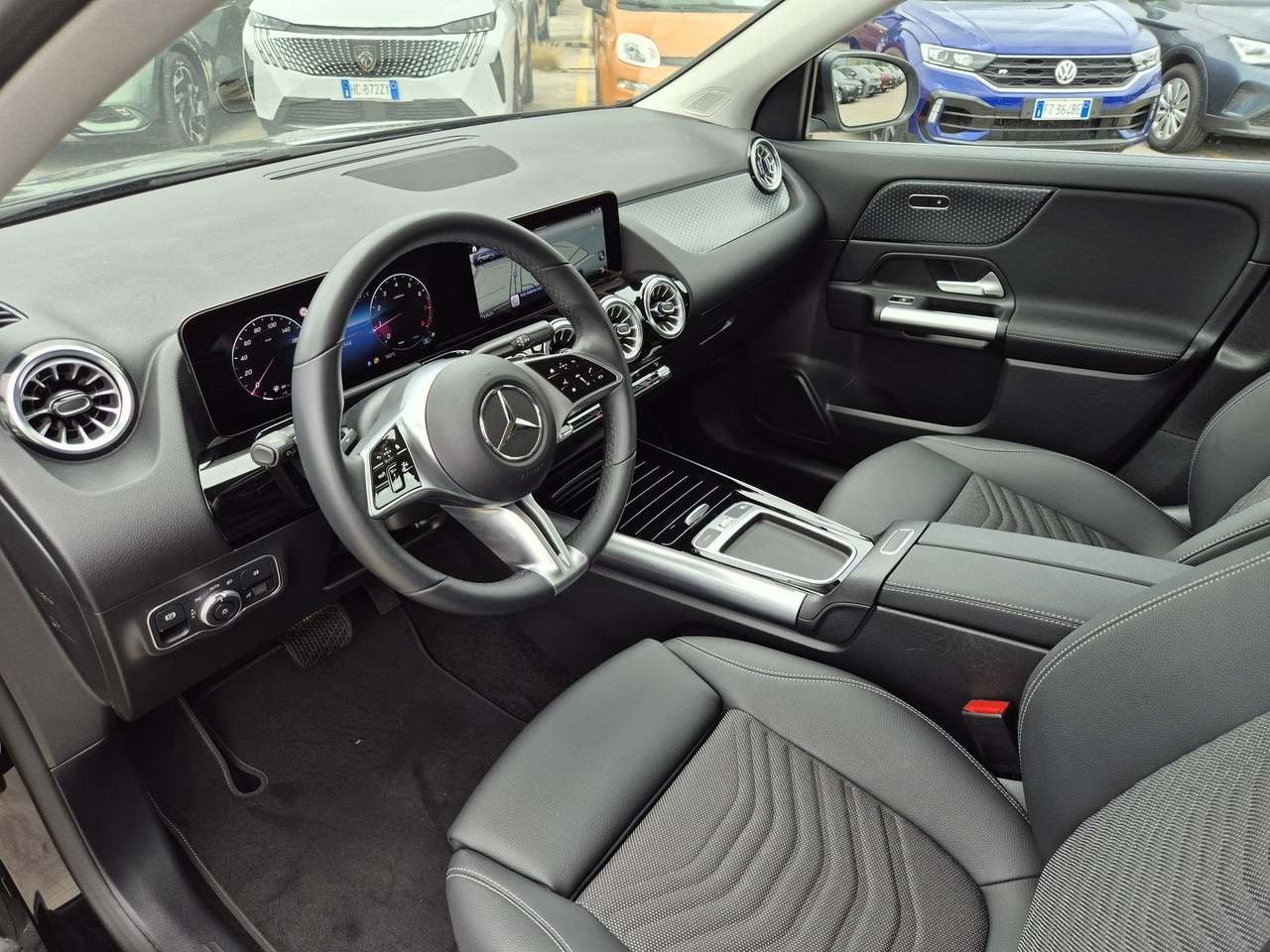 GLA 180 Progressive Advanced Plus auto - Certified