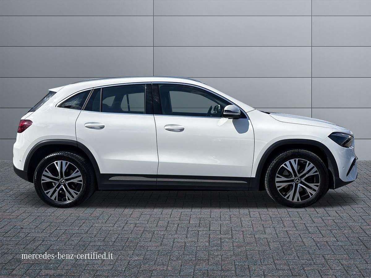 GLA 180 d Progressive Advanced auto - Certified