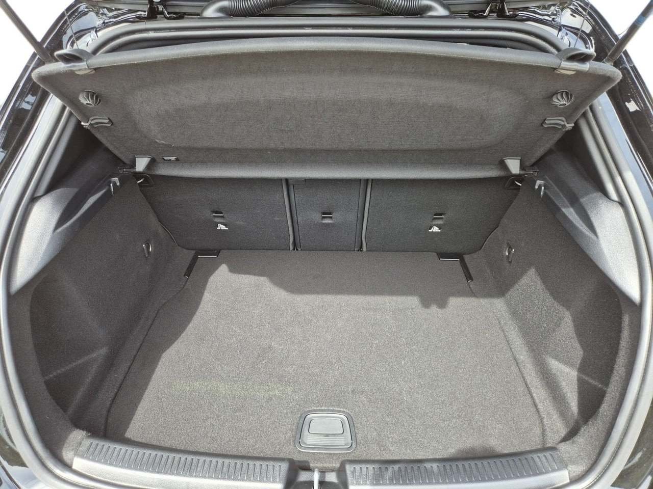 A 180 d Progressive Advanced auto - Certified
