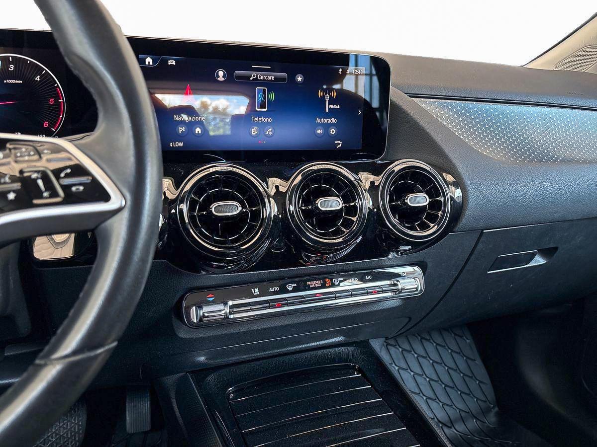 GLA 180 d Progressive Advanced auto - Certified