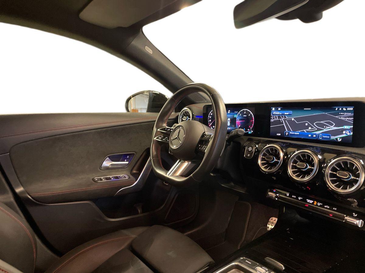 CLA Shooting Brake 200 d AMG Line Advanced Plus au - Certified