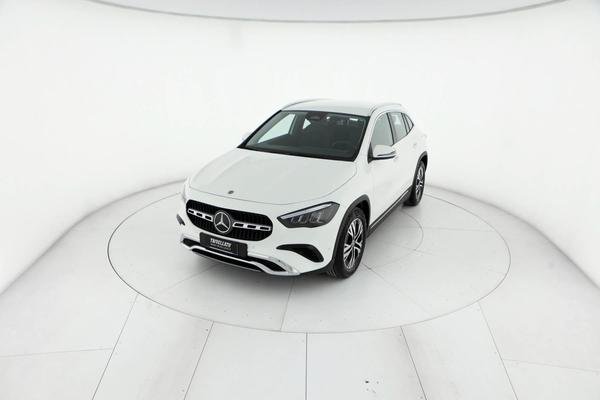 GLA 180 d Progressive Advanced Plus auto - Certified