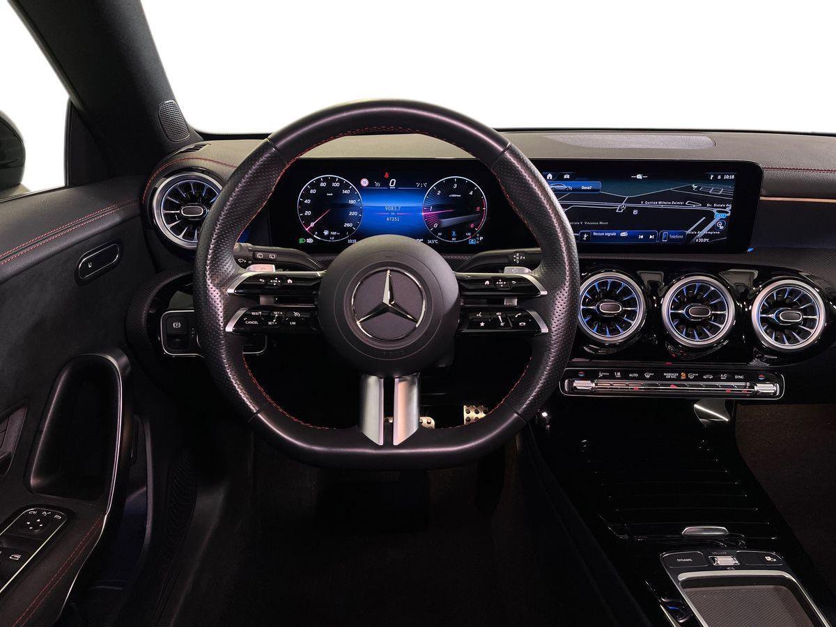 CLA Shooting Brake 200 d AMG Line Advanced Plus au - Certified