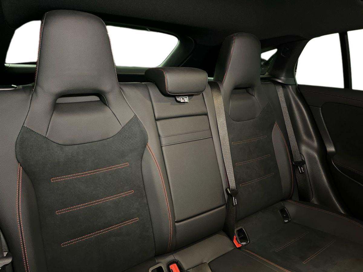CLA Shooting Brake 200 d AMG Line Advanced Plus au - Certified