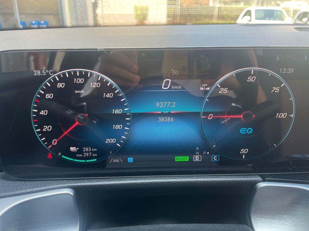 EQB 300 Sport Plus 4matic - Certified