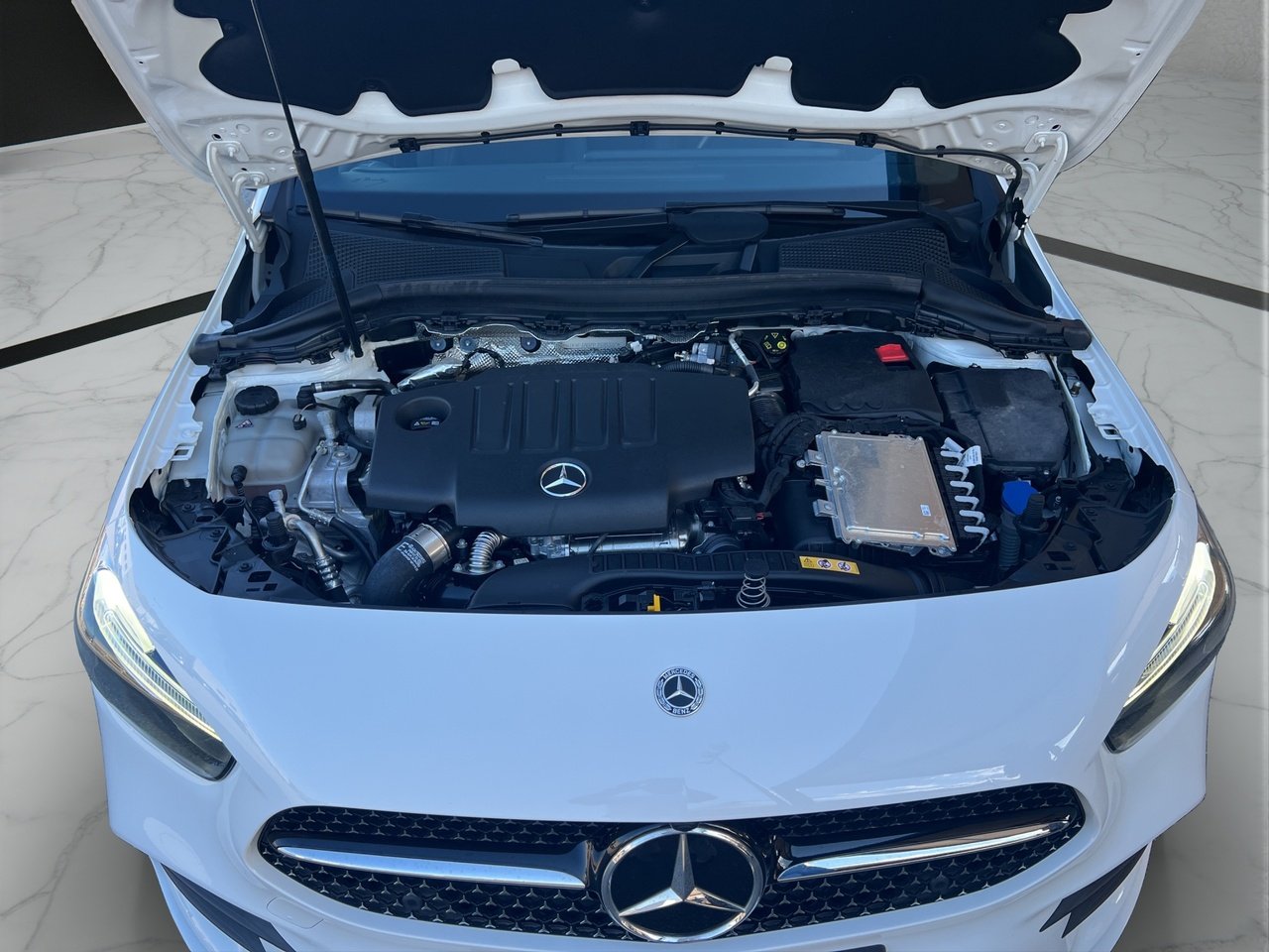 B 180 d AMG Line Premium auto - Certified