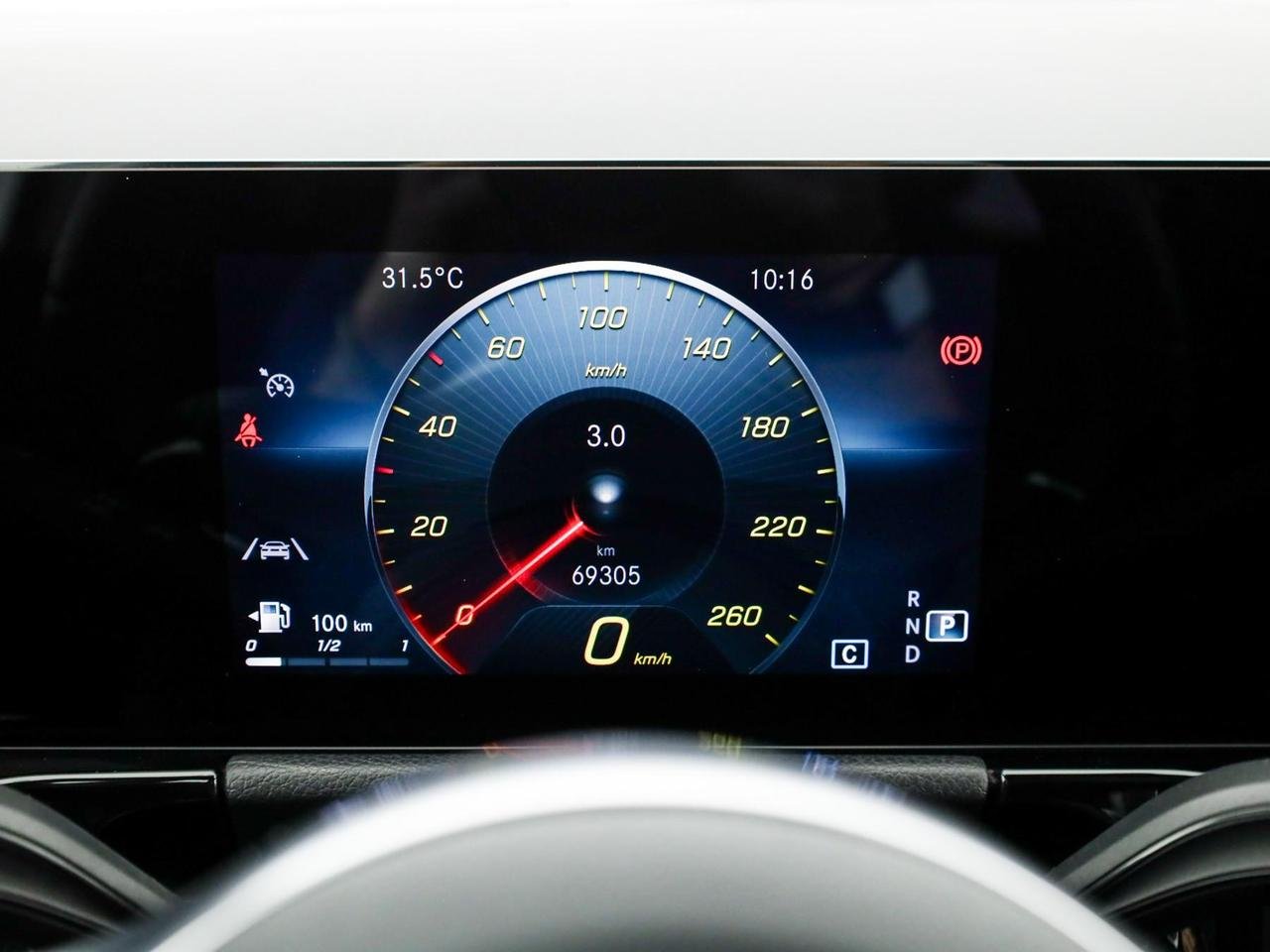 GLA 180 d Premium auto - Certified