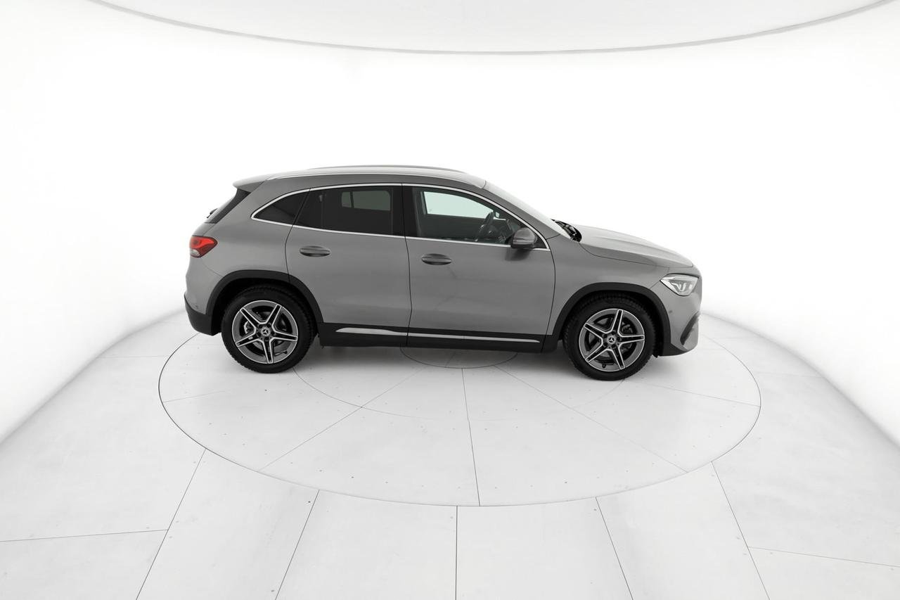GLA 180 d Premium auto - Certified