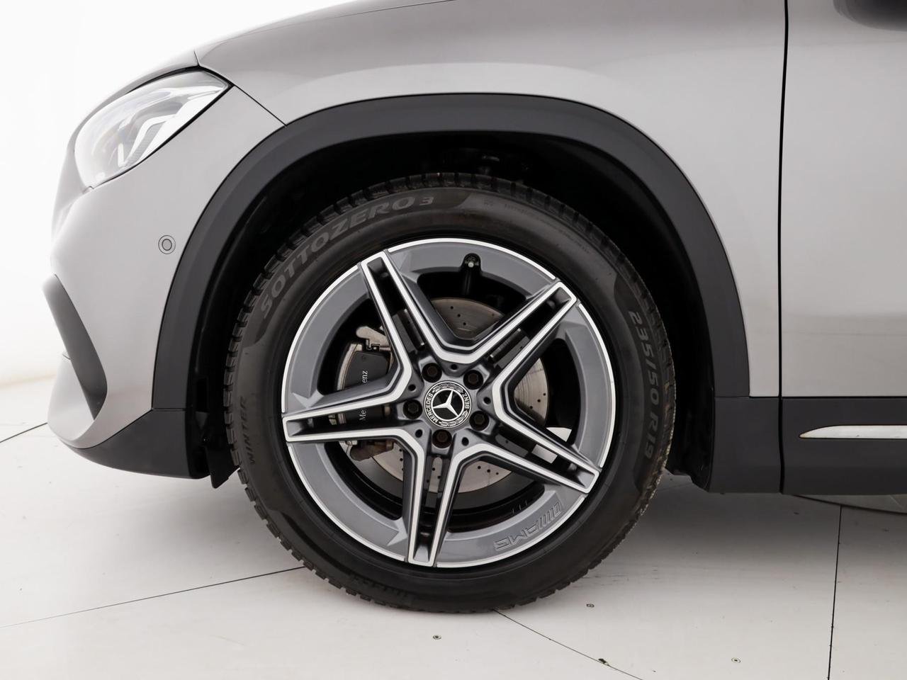 GLA 180 d Premium auto - Certified