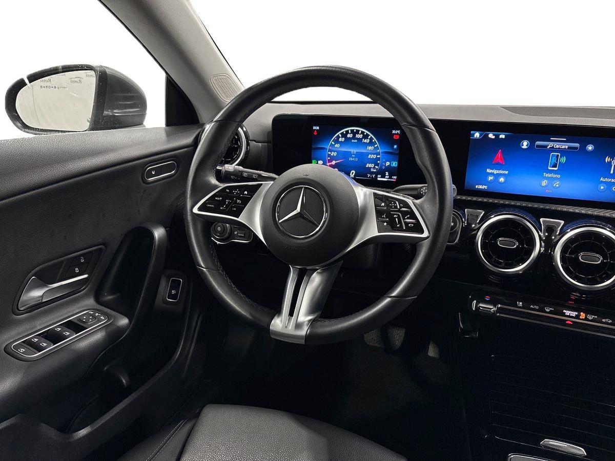 CLA Shooting Brake 180 d Advanced auto - Certified