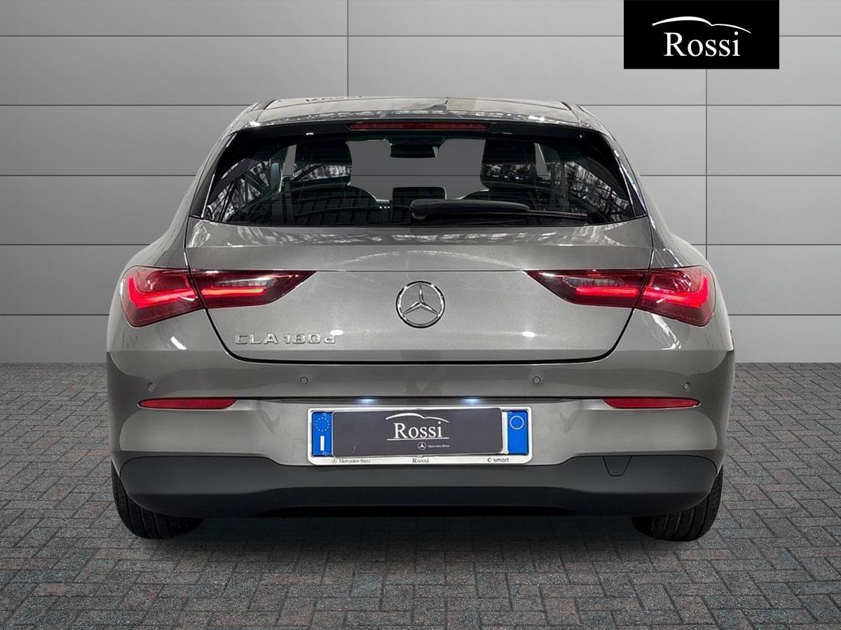 CLA Shooting Brake 180 d Advanced auto - Certified