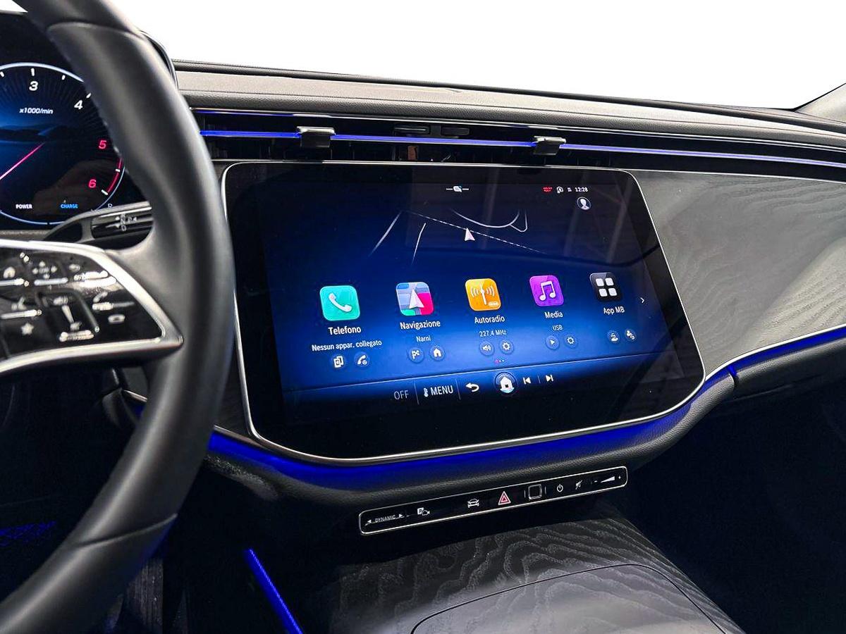 E SW 200 d Advanced auto - Certified