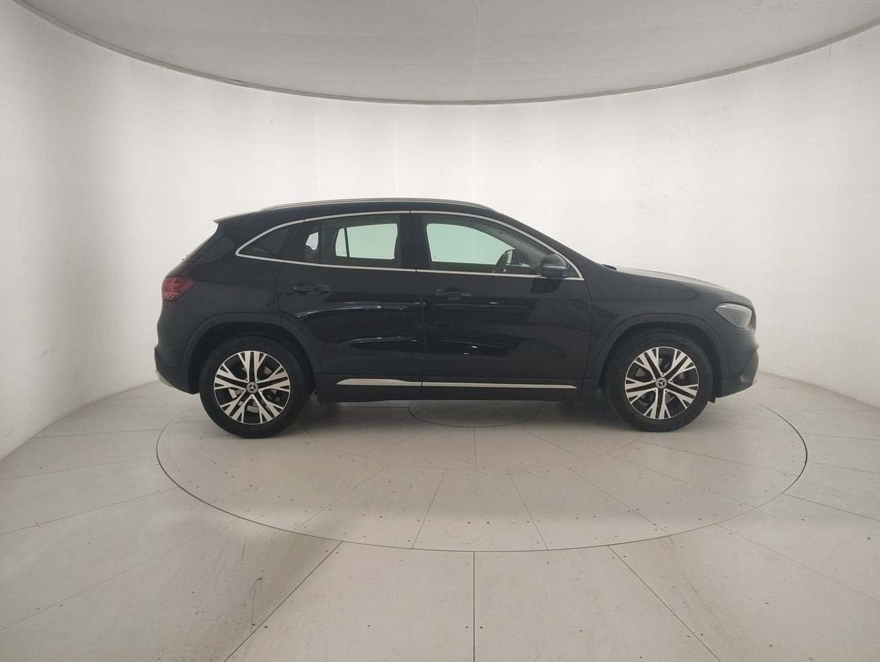 GLA 200 d Progressive Advanced auto - Certified