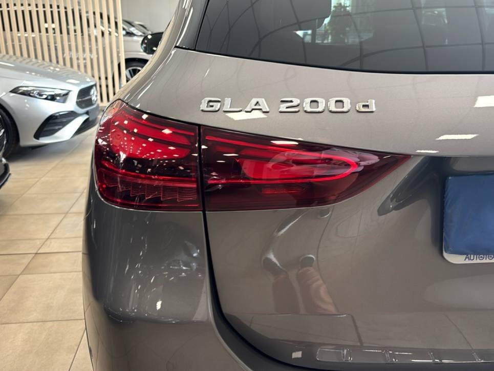 GLA 200 d Progressive Advanced Plus auto - Certified