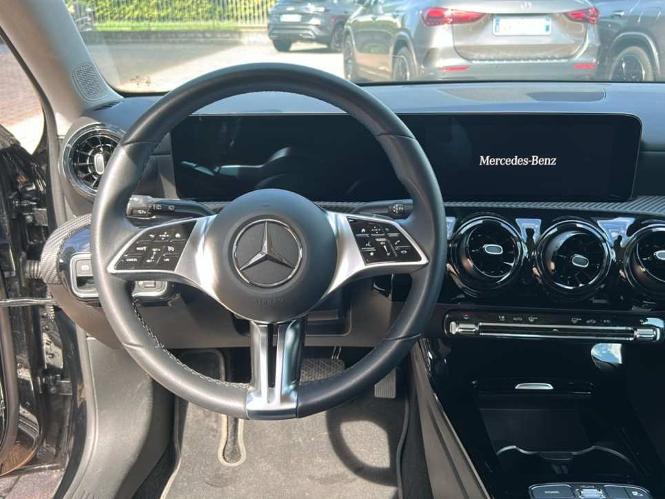 A 180 d Advanced auto - Certified