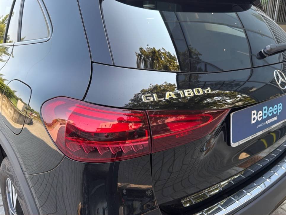 GLA 180 d Progressive Advanced auto - Certified