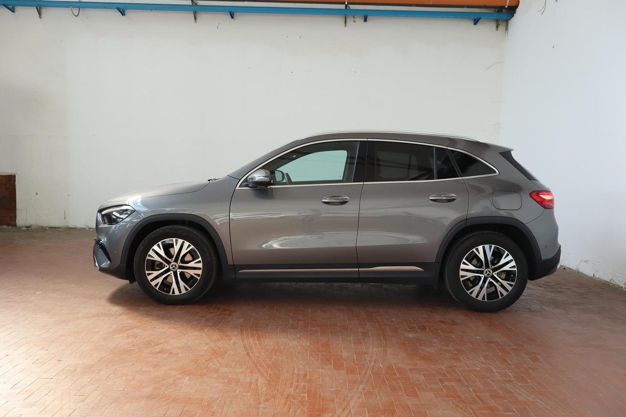 GLA 180 Progressive Advanced auto - Certified
