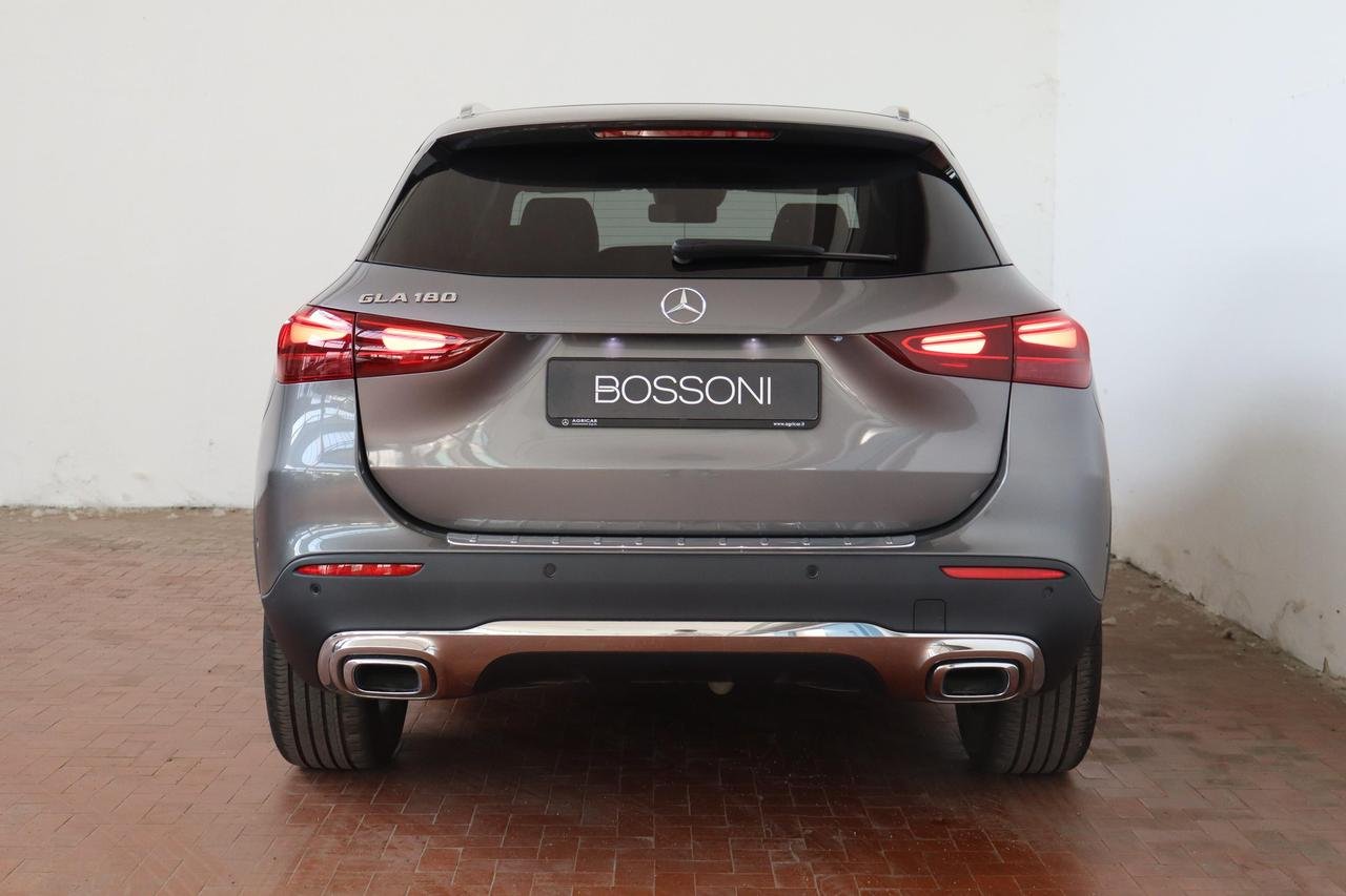 GLA 180 Progressive Advanced auto - Certified