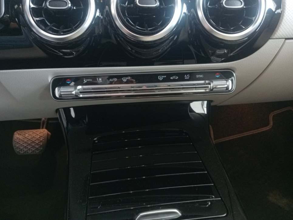 CLA Coupe 180 d Sport auto - Certified