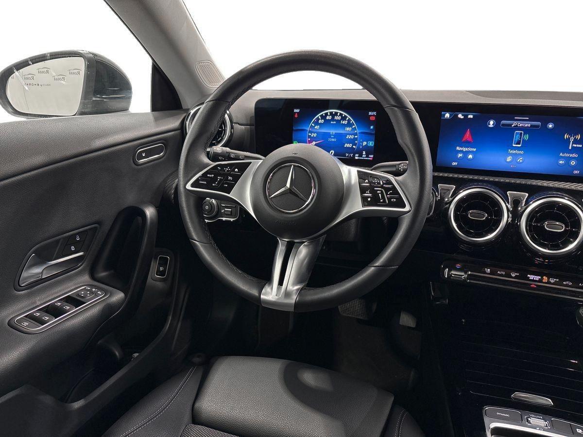 CLA Shooting Brake 180 d Advanced auto - Certified
