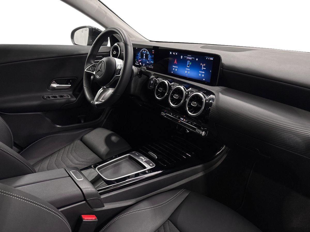 CLA Shooting Brake 180 d Advanced auto - Certified