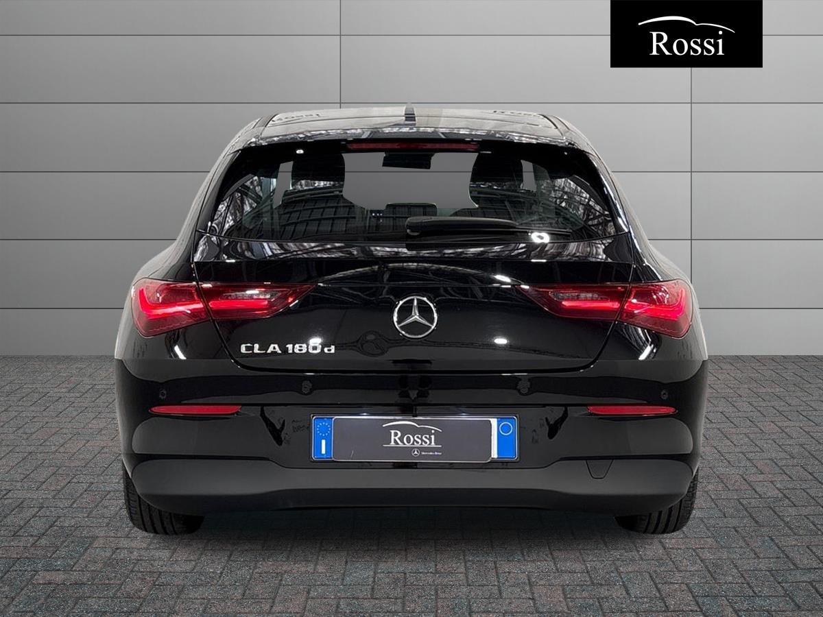 CLA Shooting Brake 180 d Advanced auto - Certified