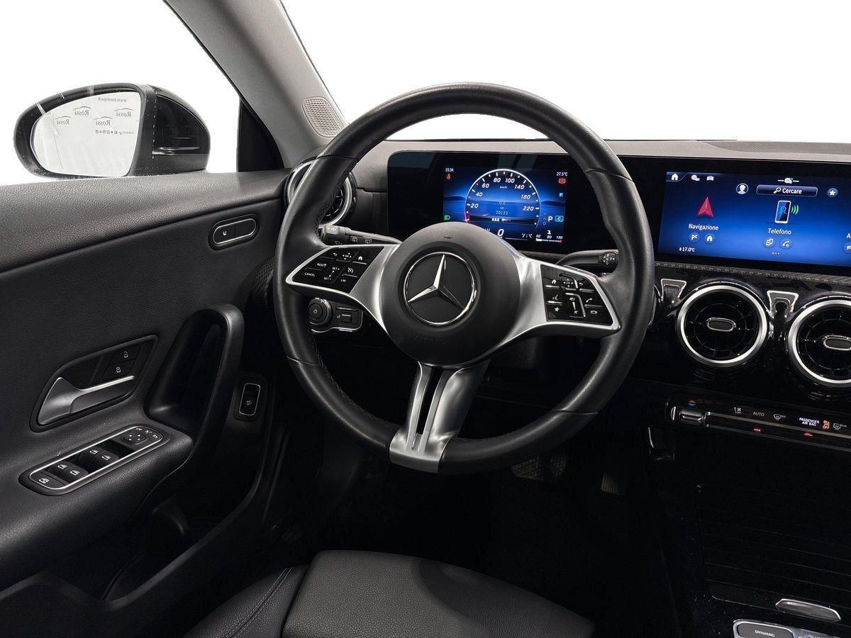 CLA Shooting Brake 180 d Advanced auto - Certified