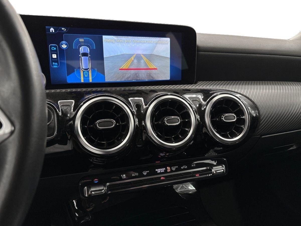 CLA Shooting Brake 180 d Advanced auto - Certified