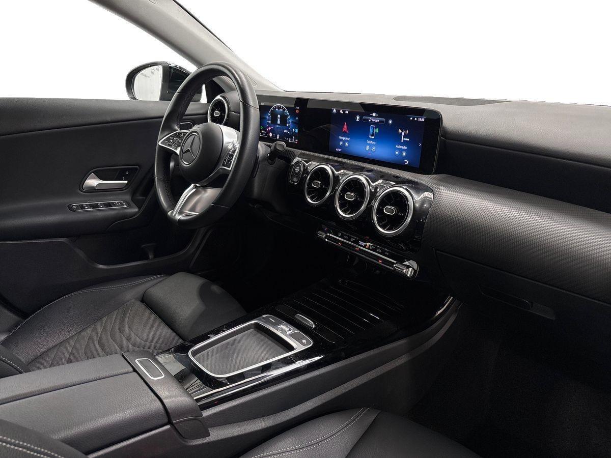 CLA Shooting Brake 180 d Advanced auto - Certified