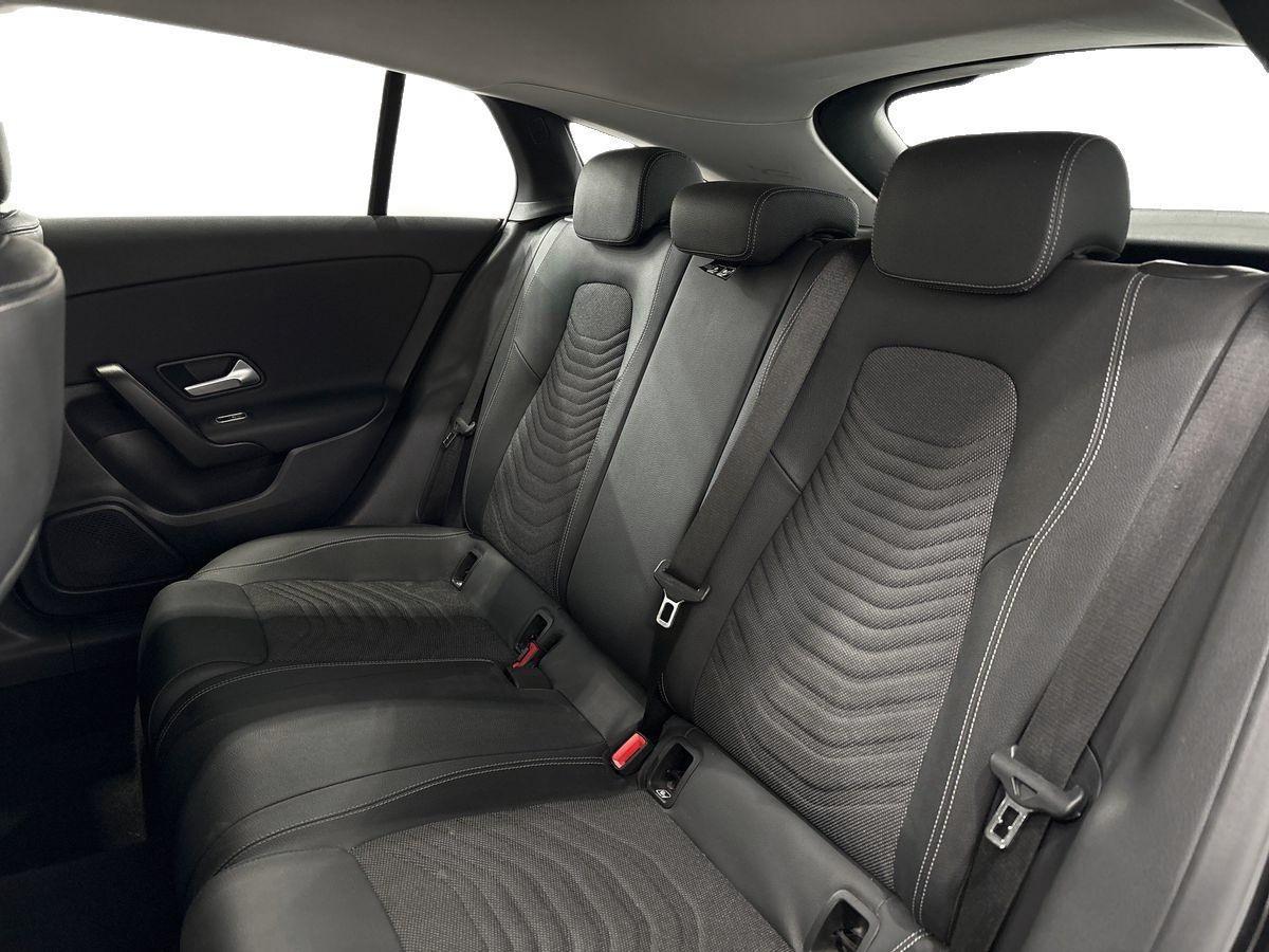 CLA Shooting Brake 180 d Advanced auto - Certified