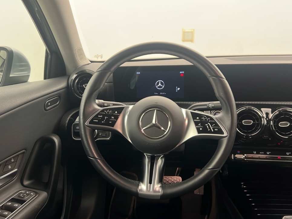 A 180 d Advanced auto - Certified