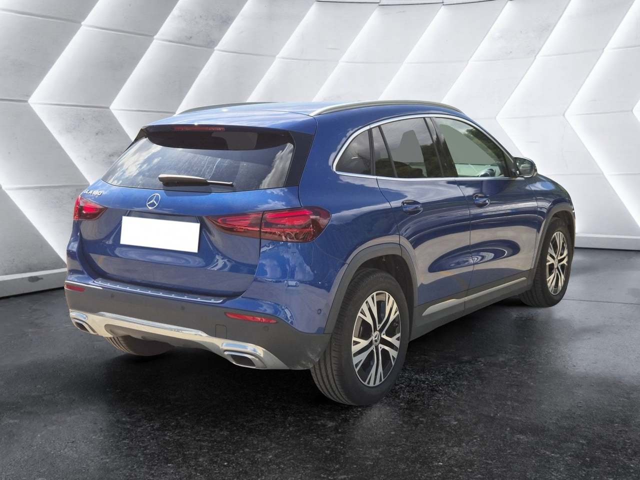 GLA 180 Progressive Advanced auto - Certified