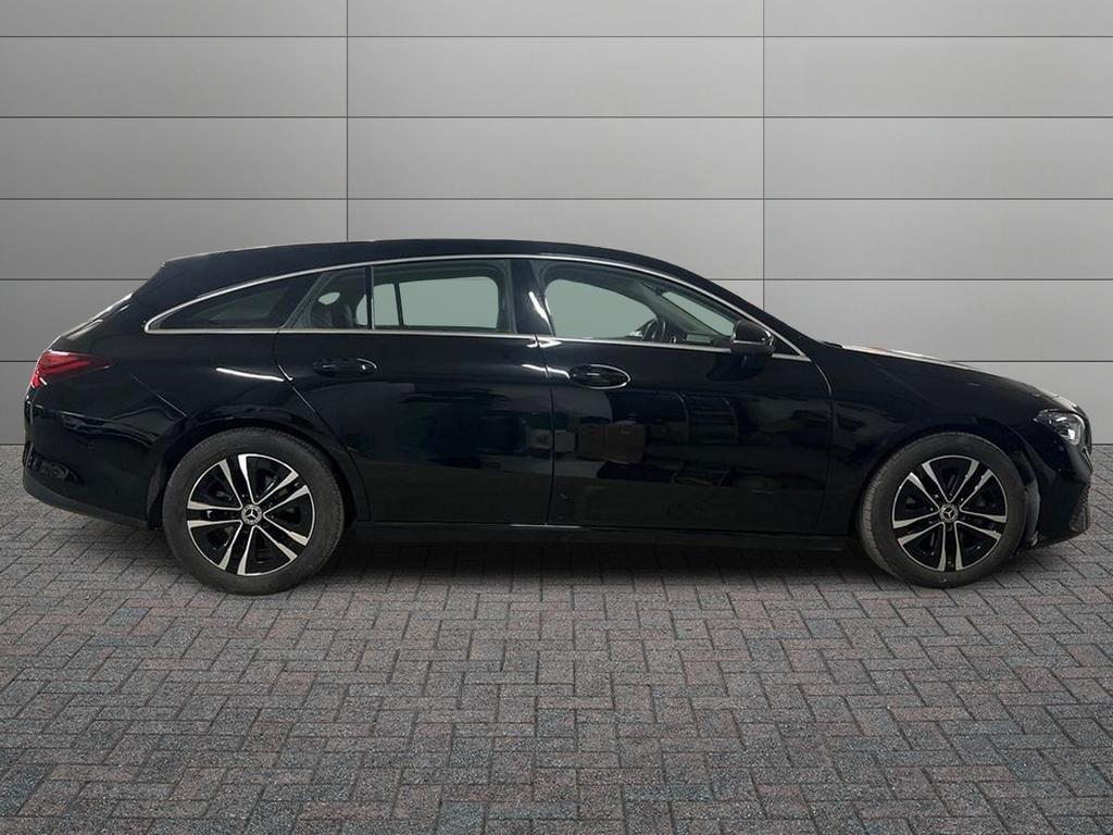 CLA Shooting Brake 180 d Advanced auto - Certified