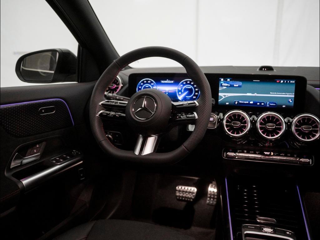 EQA 300 AMG Line Advanced 4matic - Certified