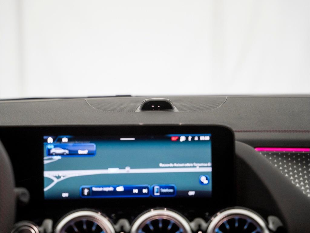 EQA 300 AMG Line Advanced 4matic - Certified