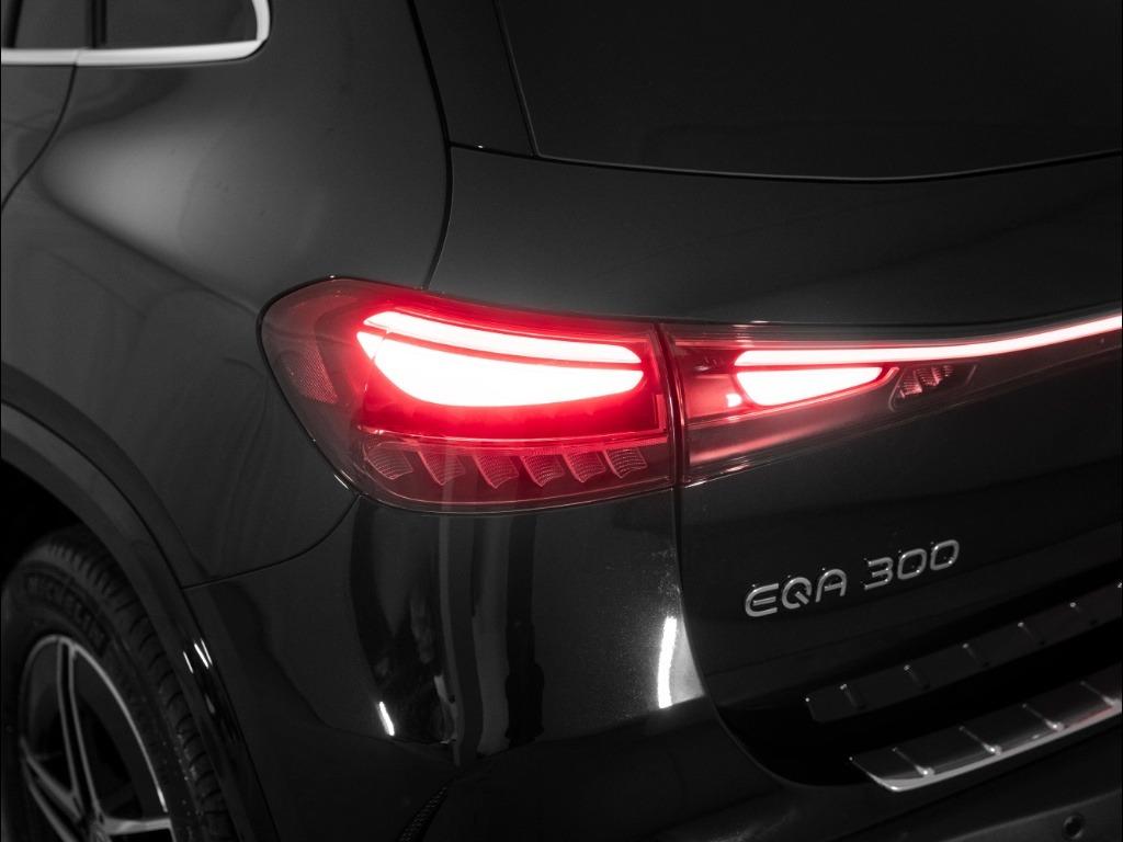 EQA 300 AMG Line Advanced 4matic - Certified