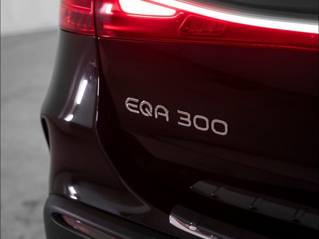EQA 300 AMG Line Advanced 4matic - Certified