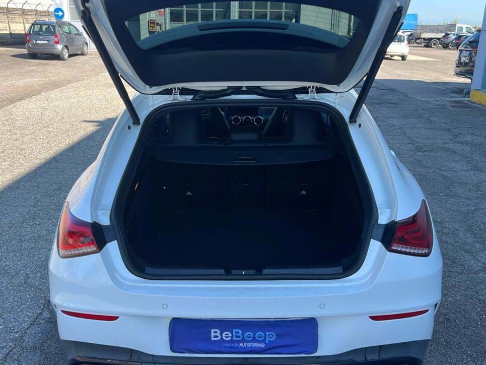 CLA Shooting Brake 200 d Premium auto - Certified