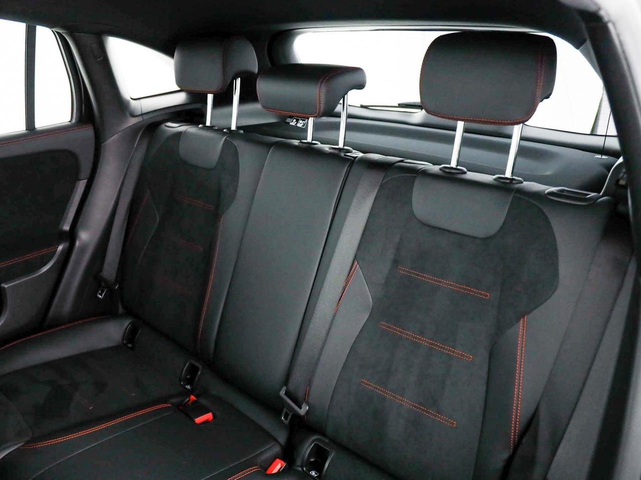 GLA 200 d Premium 4matic auto - Certified