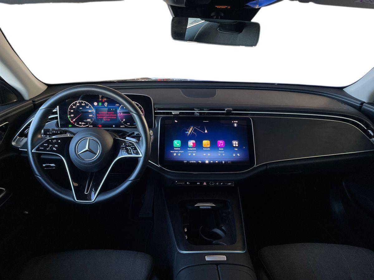 E SW 200 d Advanced auto - Certified