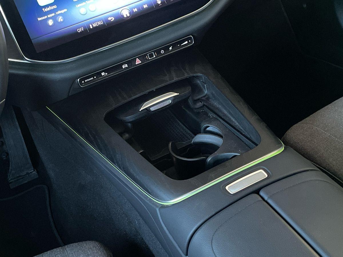 E SW 200 d Advanced auto - Certified