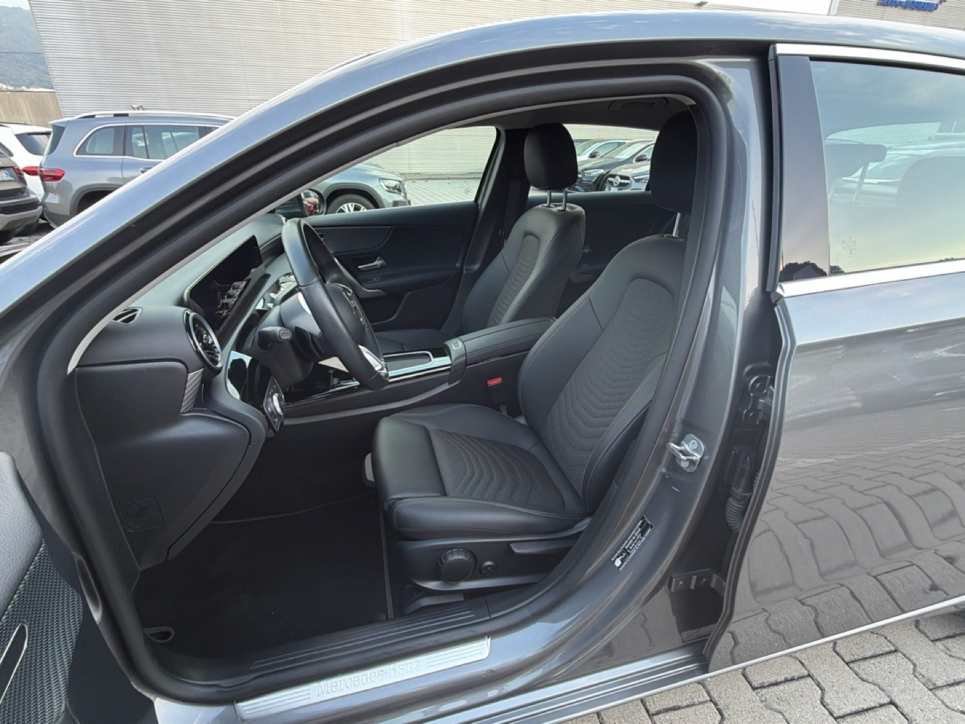 A 180 d Progressive Advanced auto - Certified