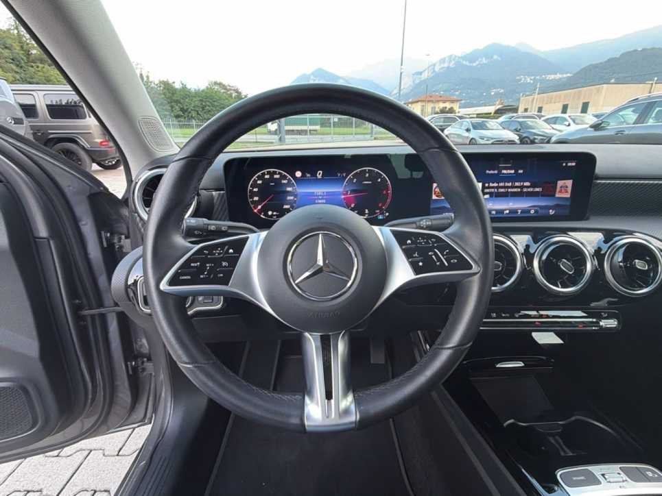 A 180 d Progressive Advanced auto - Certified