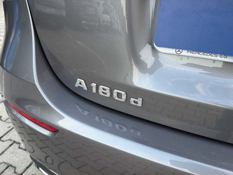 A 180 d Progressive Advanced auto - Certified