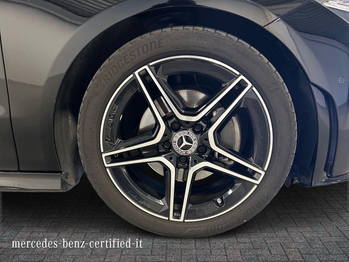 CLA Shooting Brake 180 d Premium auto - Certified