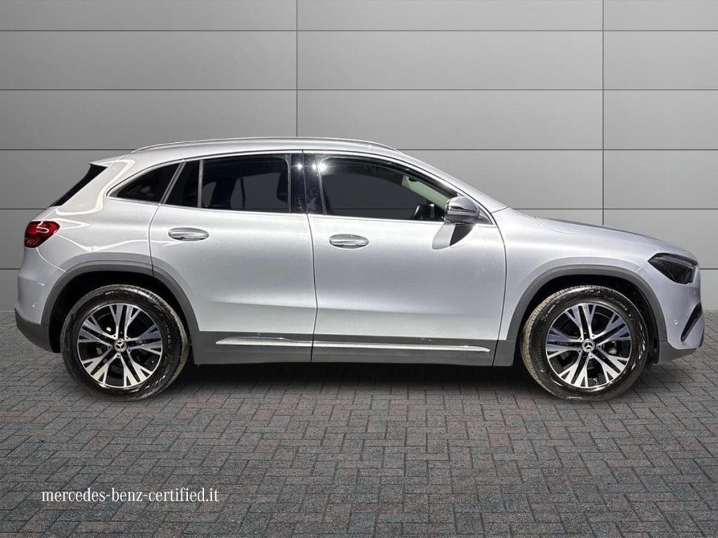 GLA 180 d Progressive Advanced auto - Certified