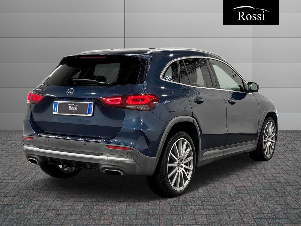 GLA 250 e phev (eq-power) Premium auto - Certified